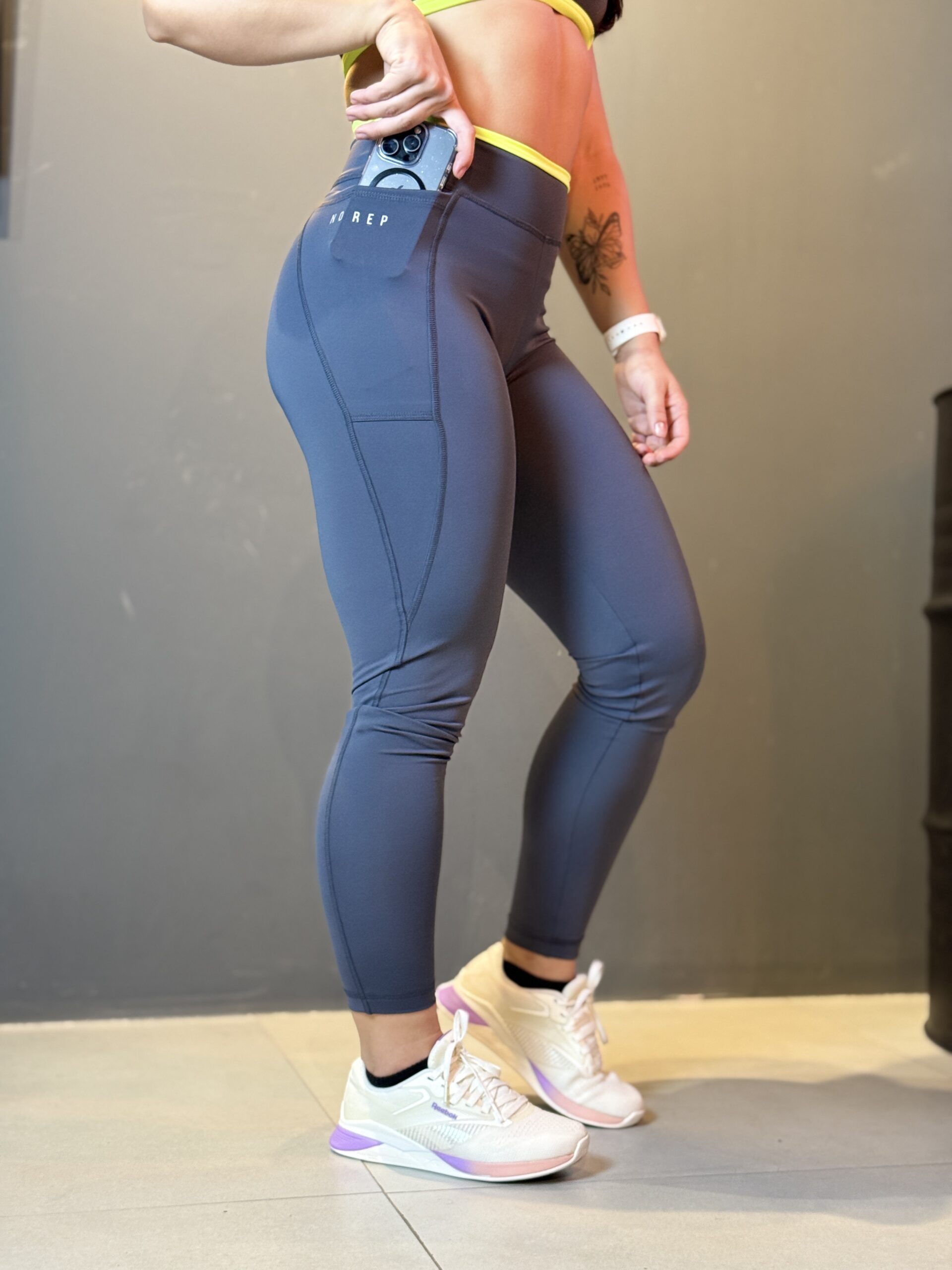 Calça Fly Bicolor Line Deep Grey c/ Amarelo Neon