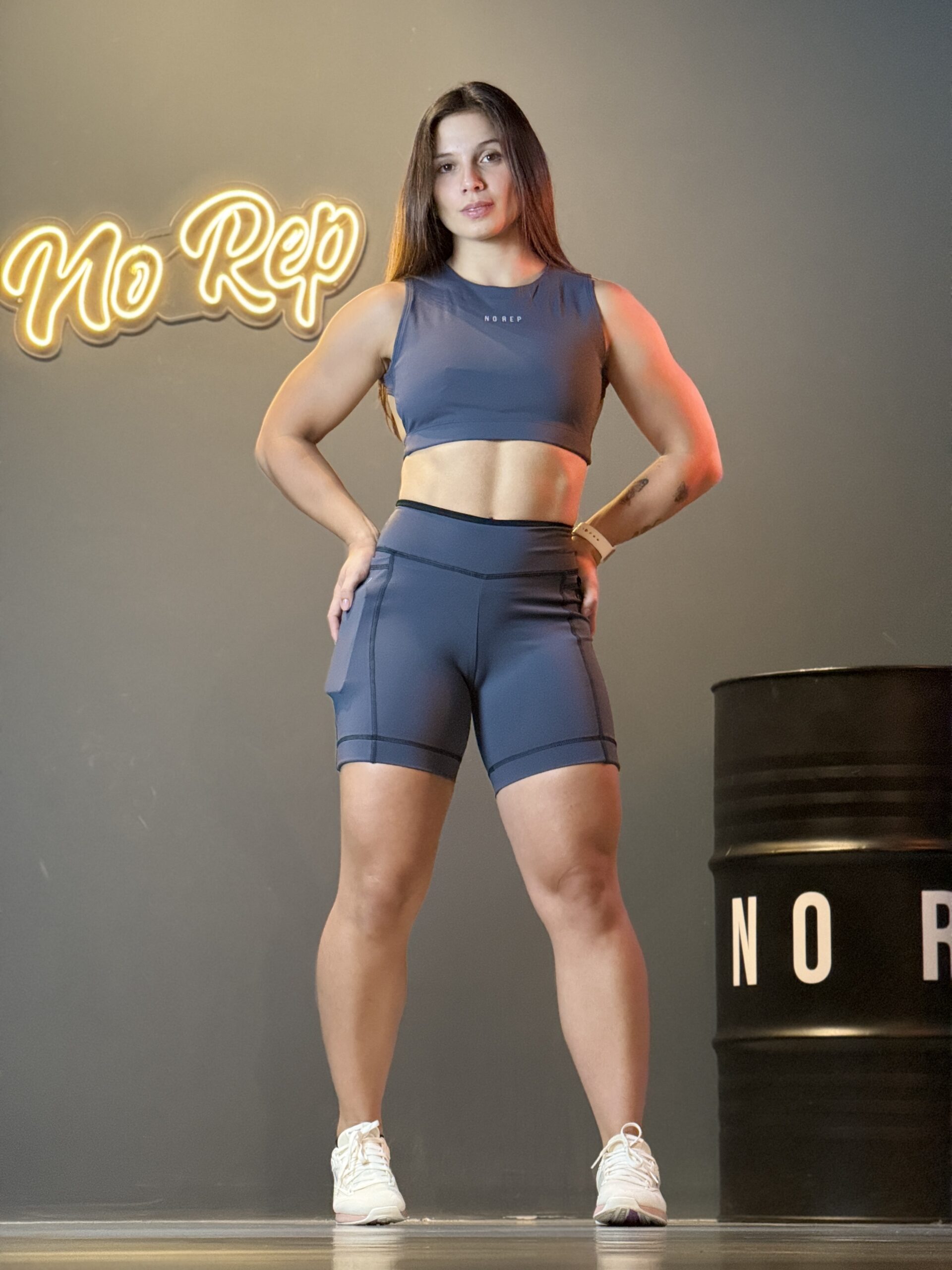 Top New Clean Deep Grey
