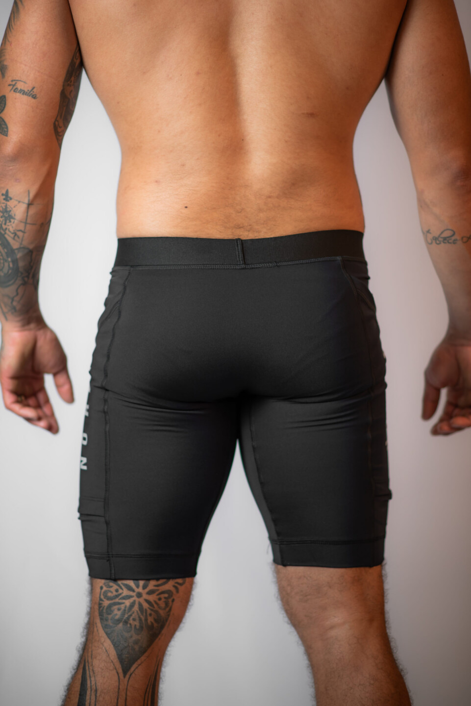 Bermuda Runner Preta - Image 2