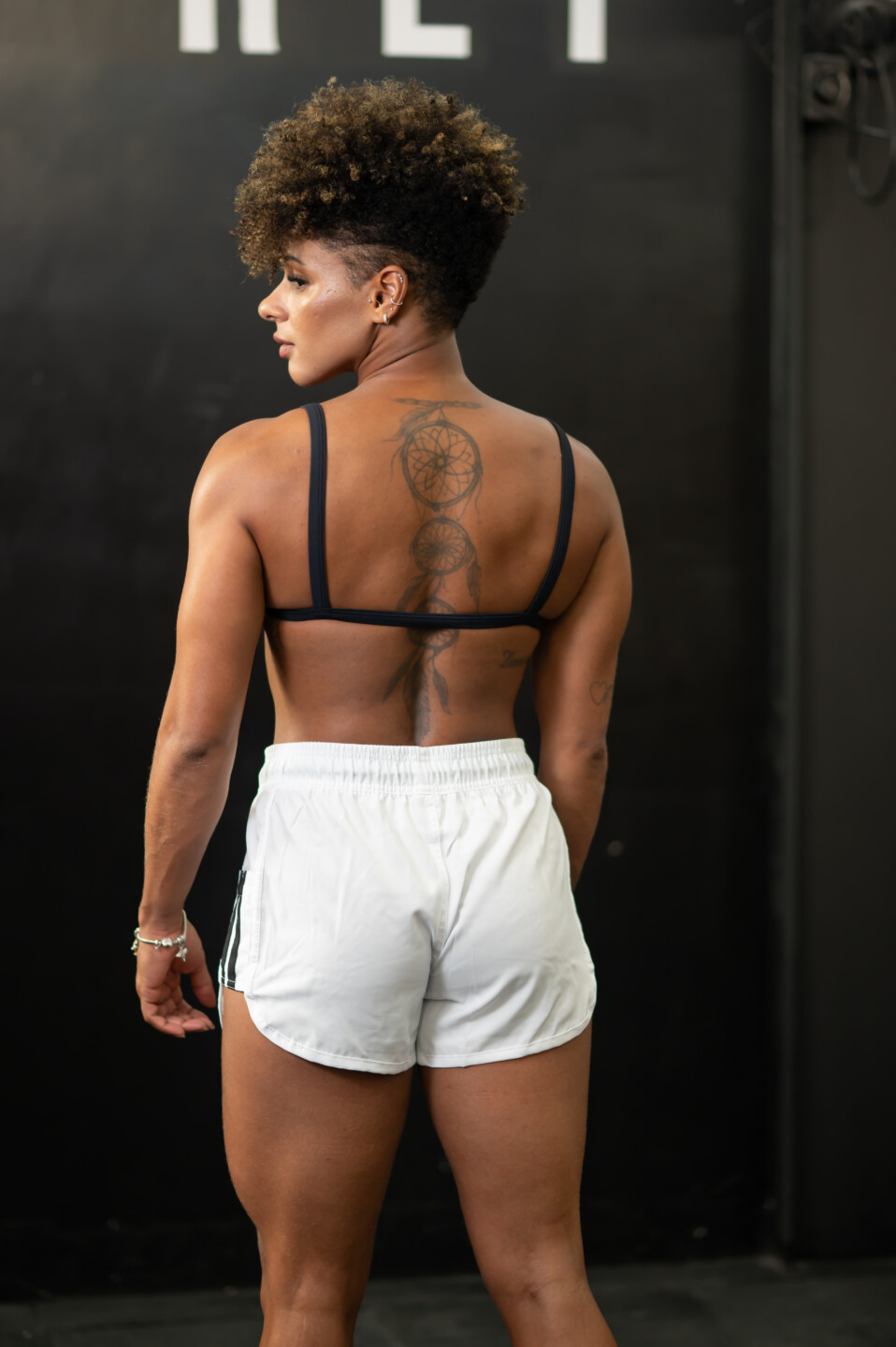 Short Tactel Branco c/ Listras Pretas - Image 4