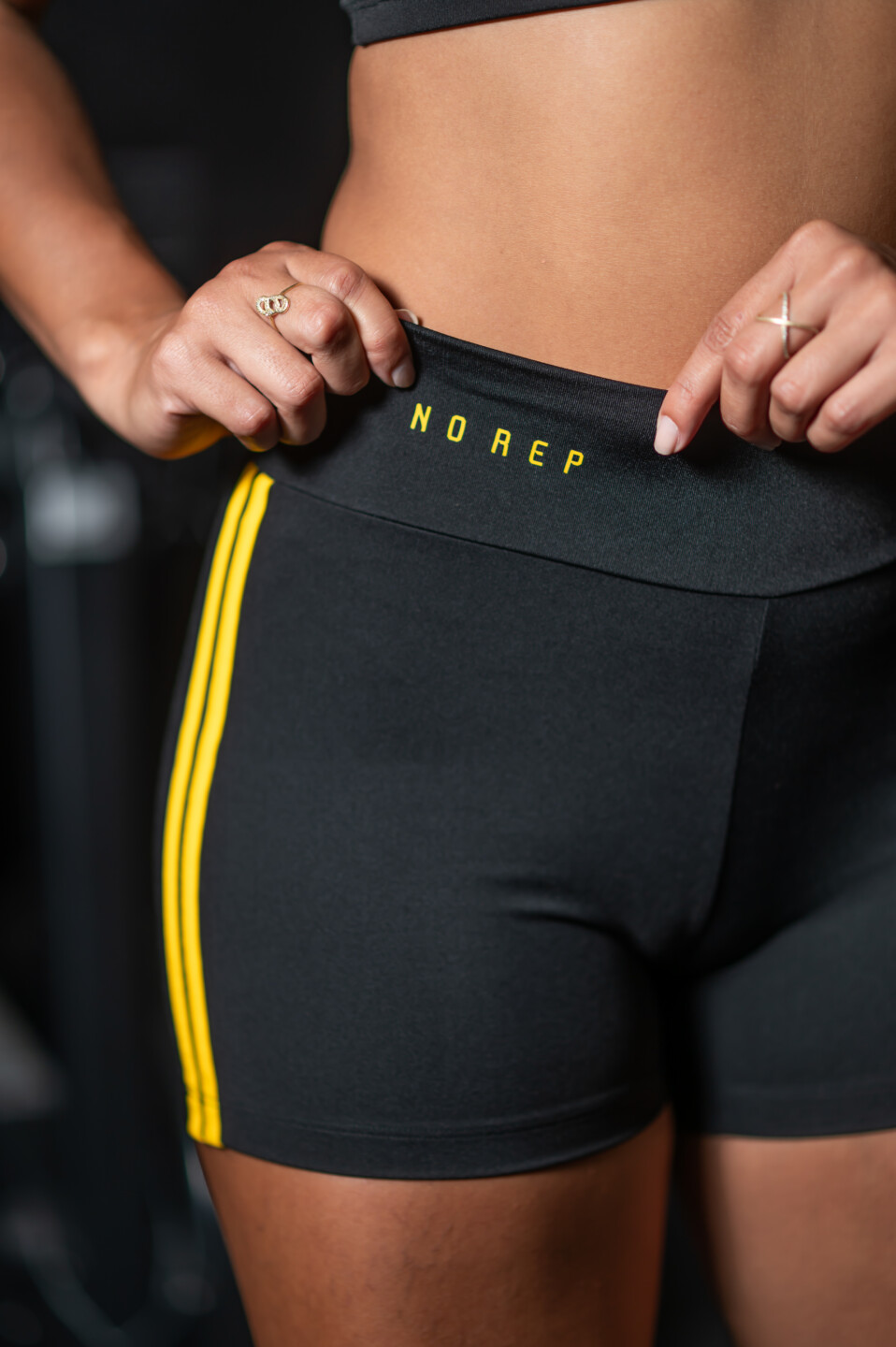 Short Básico Preto c/ Listras Amarelas Brasil