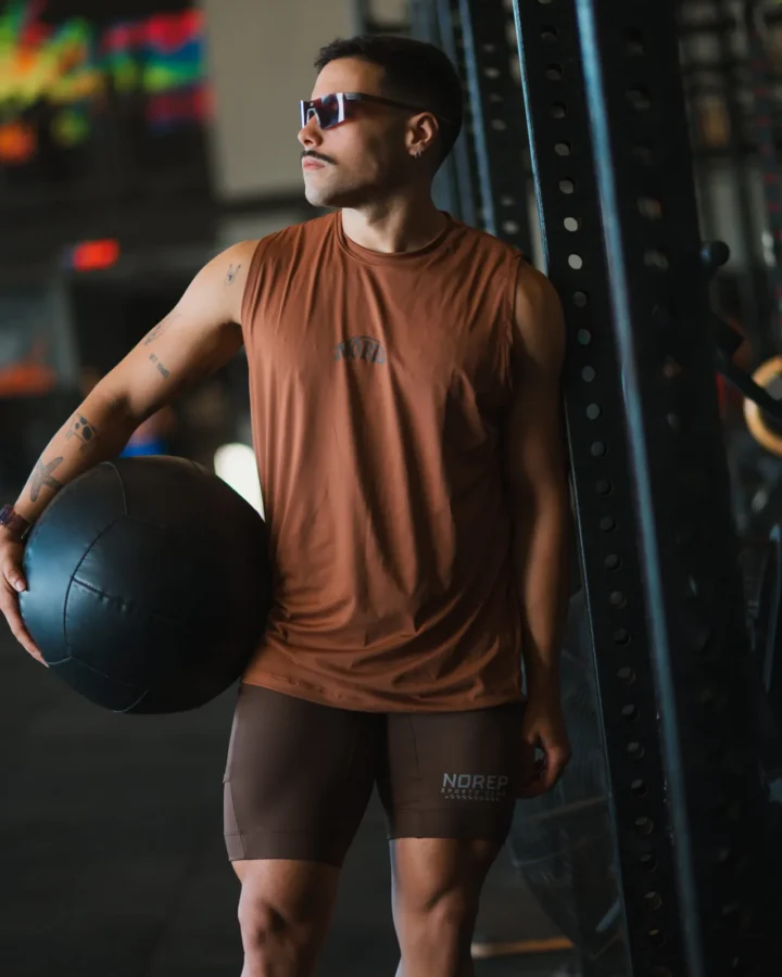 Alternative view of Bermuda Runner Deep Brown