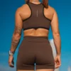Top Cropped Run Deep Brown Cós e Viés Preto - Imagem 4